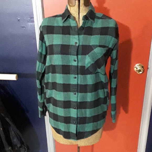 Madewell Tops - Madewell flannel Sunday shirt in Buffalo Check